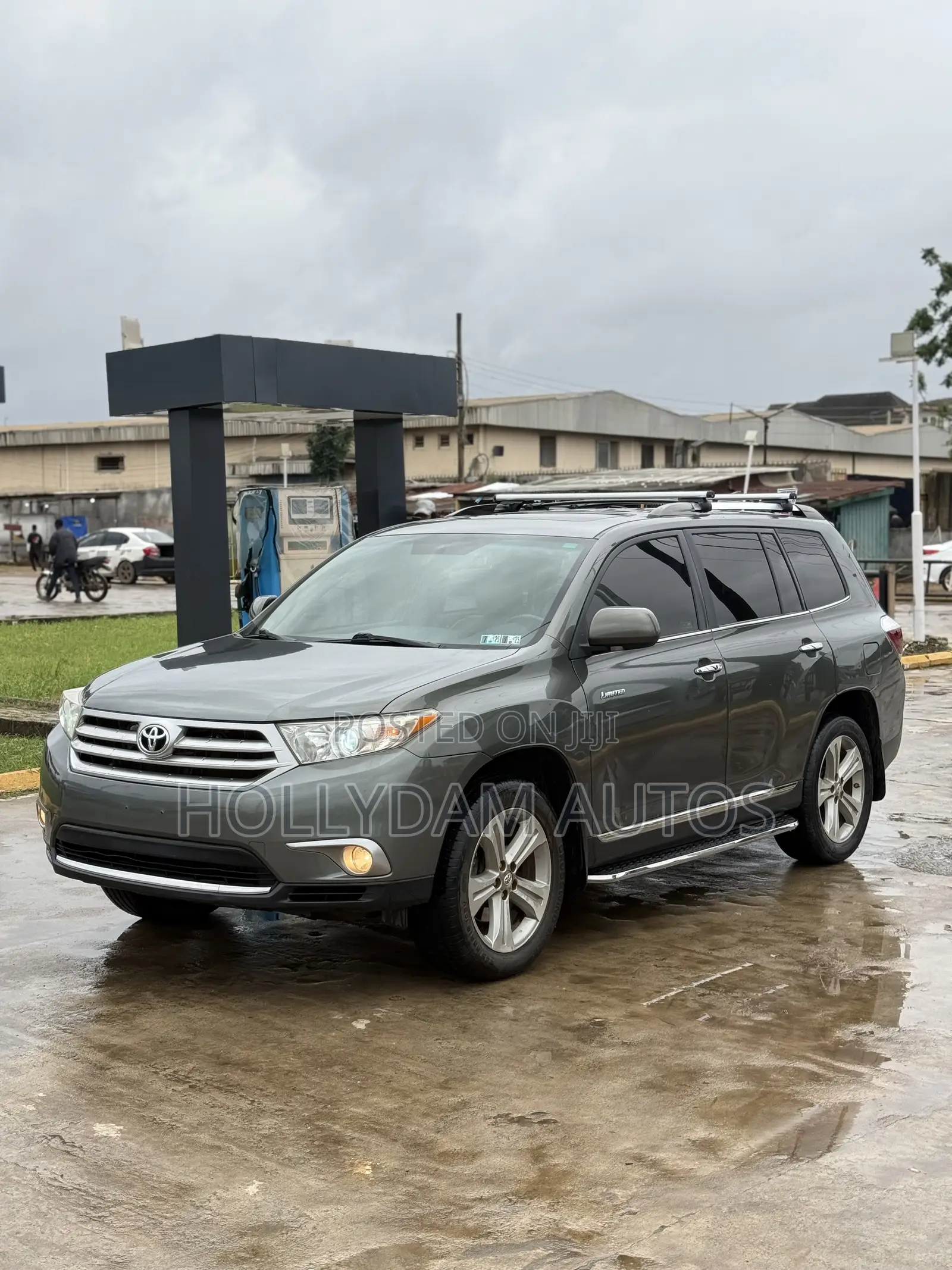 Toyota Highlander Limited 2012 Green
