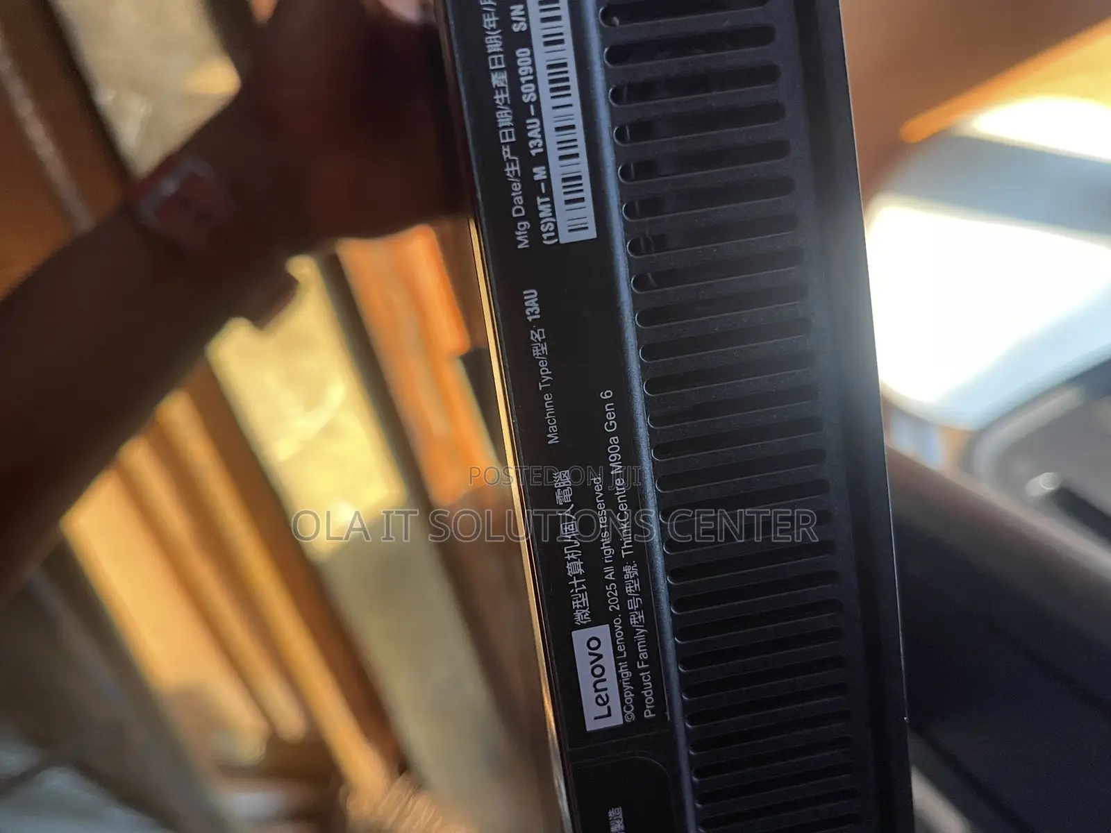 Lenovo ThinkCentre M900 32GB Intel Core Ultra 7 SSD 512GB