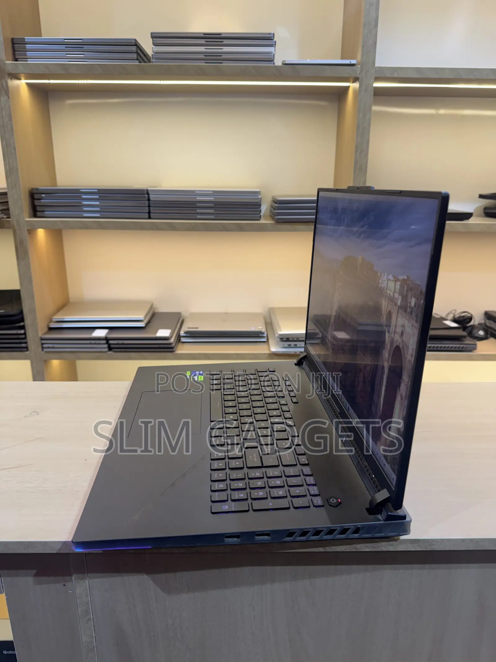 Laptop Asus ROG Strix SCAR 18 32GB Intel Core i9 SSD 2T