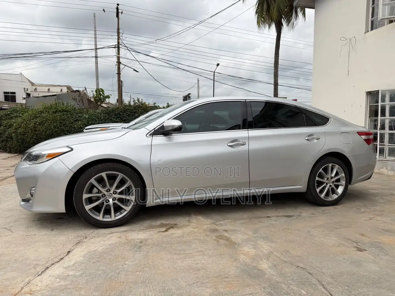 Toyota Avalon XLE Premium 4dr Sedan (3.5L 6cyl 6A) 2014 Silver
