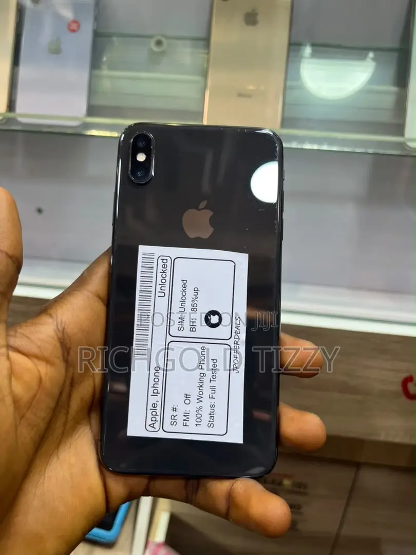 Apple iPhone XS Max 64 GB Black