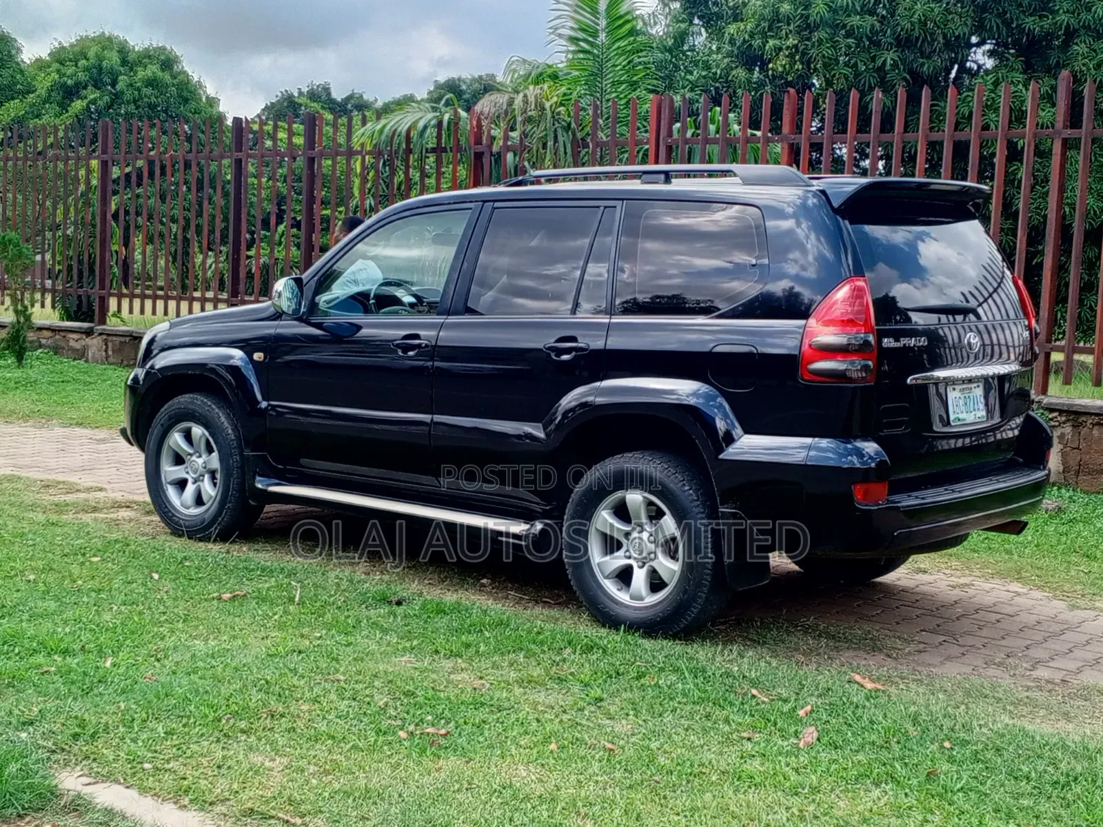 Toyota Land Cruiser Prado 2009 Black
