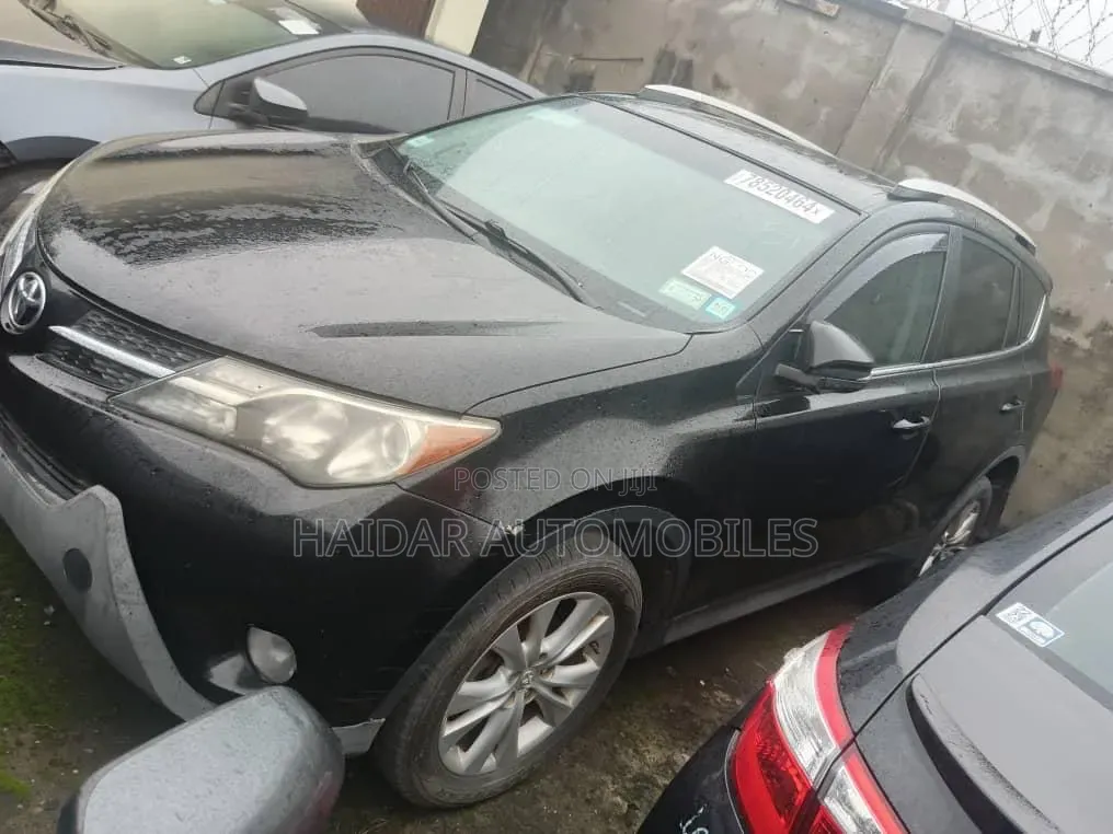Toyota RAV4 2015 Black