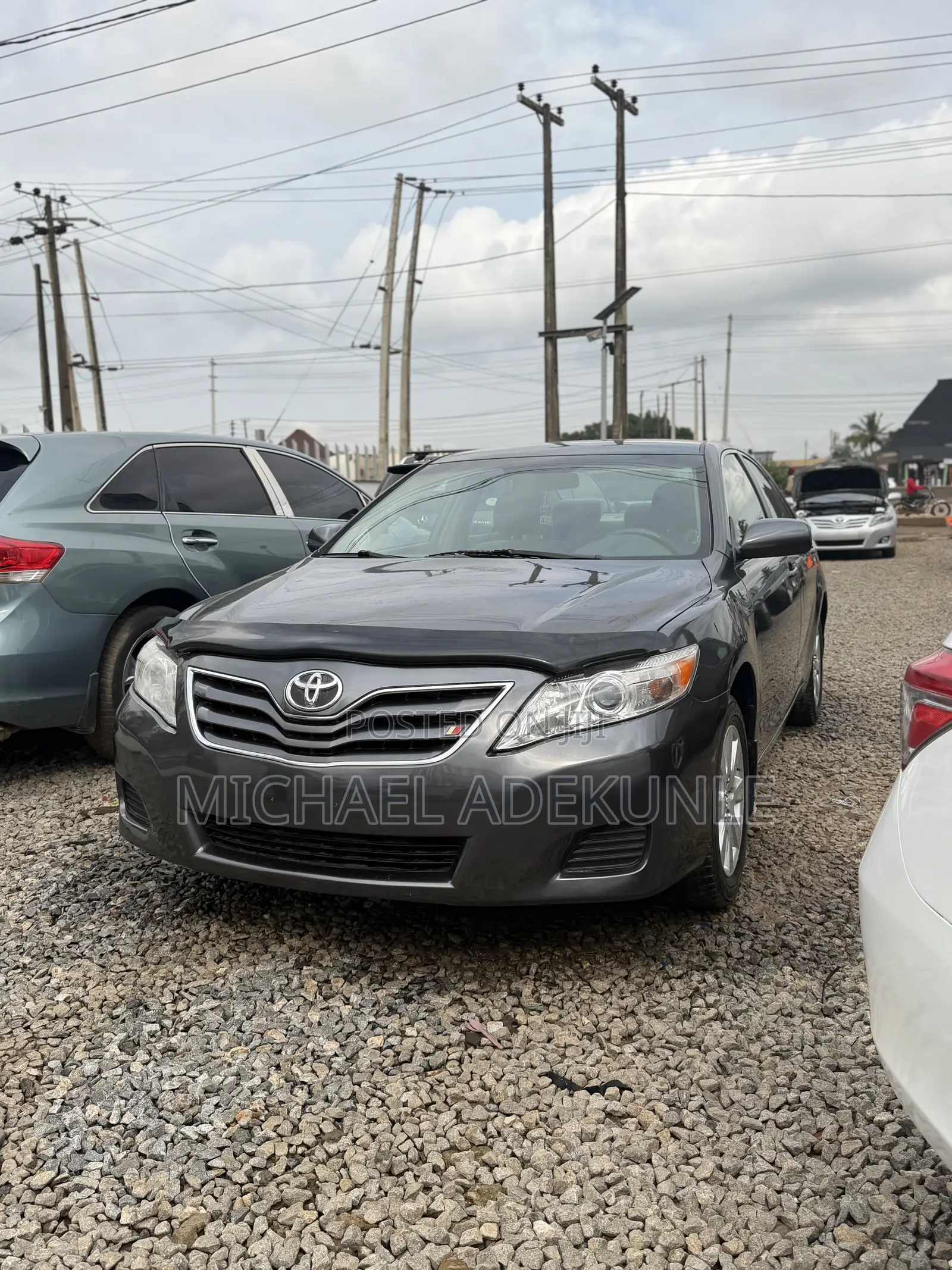 Toyota Camry LE 4dr Sedan (2.5L 4cyl 6A) 2011 Gray
