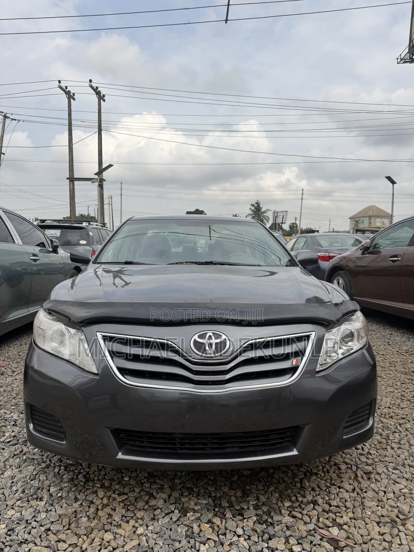 Toyota Camry LE 4dr Sedan (2.5L 4cyl 6A) 2011 Gray
