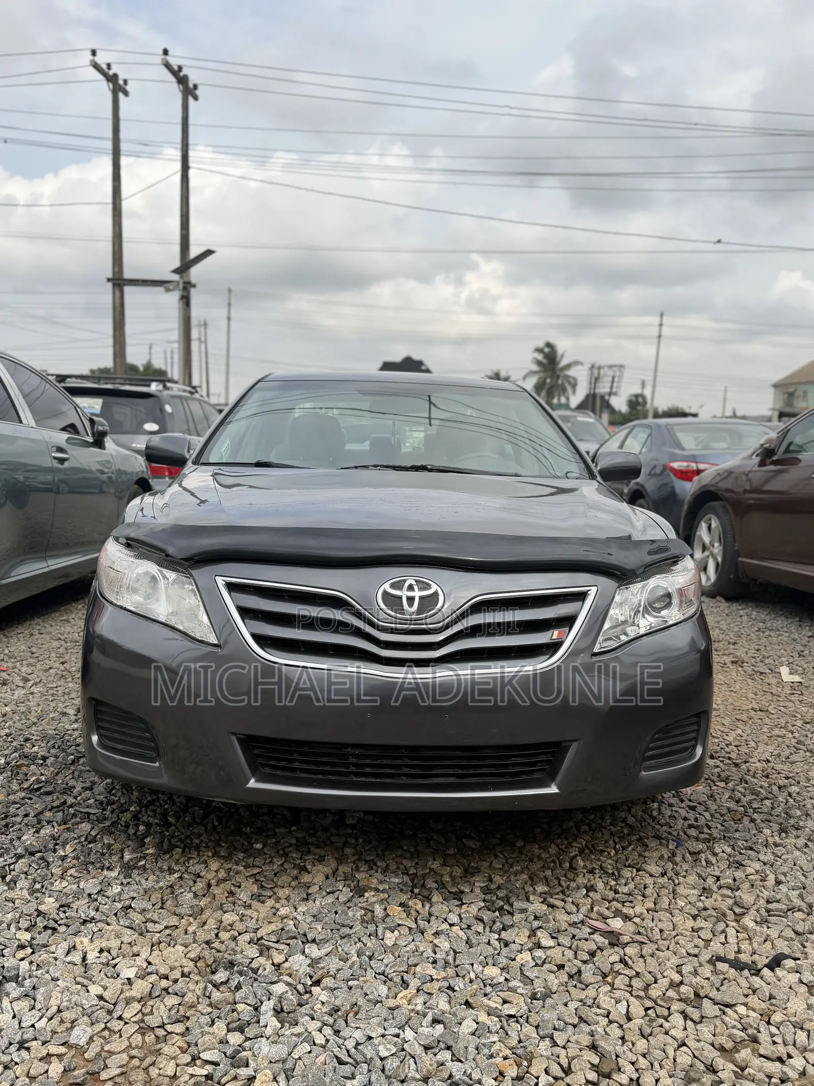 Toyota Camry LE 4dr Sedan (2.5L 4cyl 6A) 2011 Gray