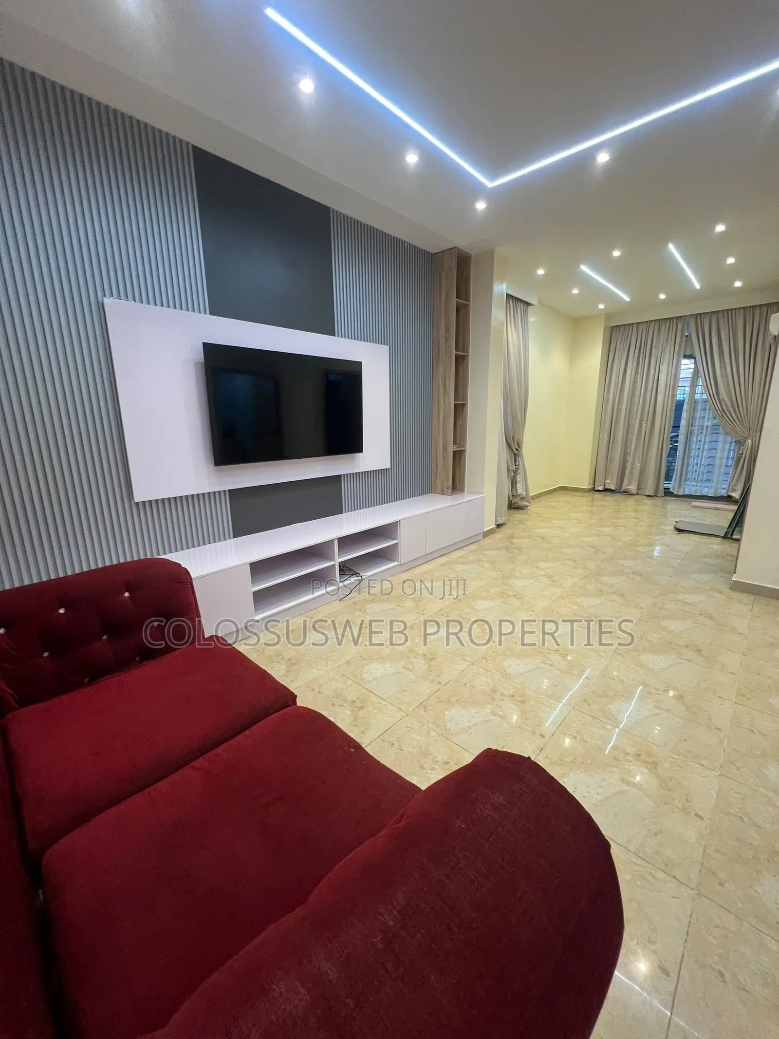 3bdrm Bungalow in Lekki Right Estate for rent