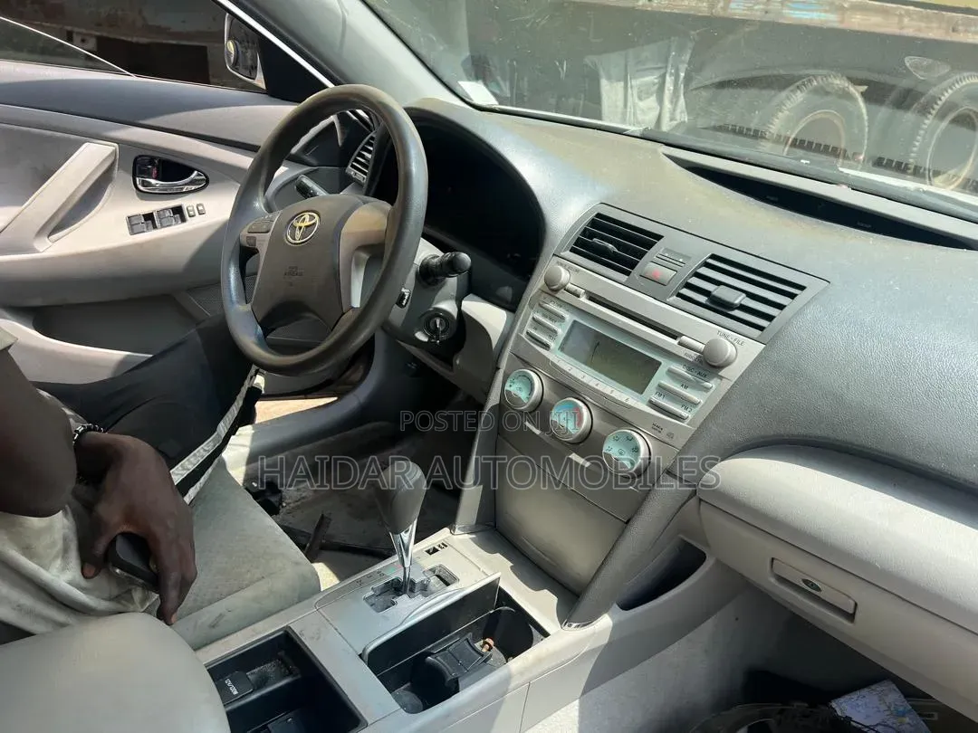 Toyota Camry 2008 Silver