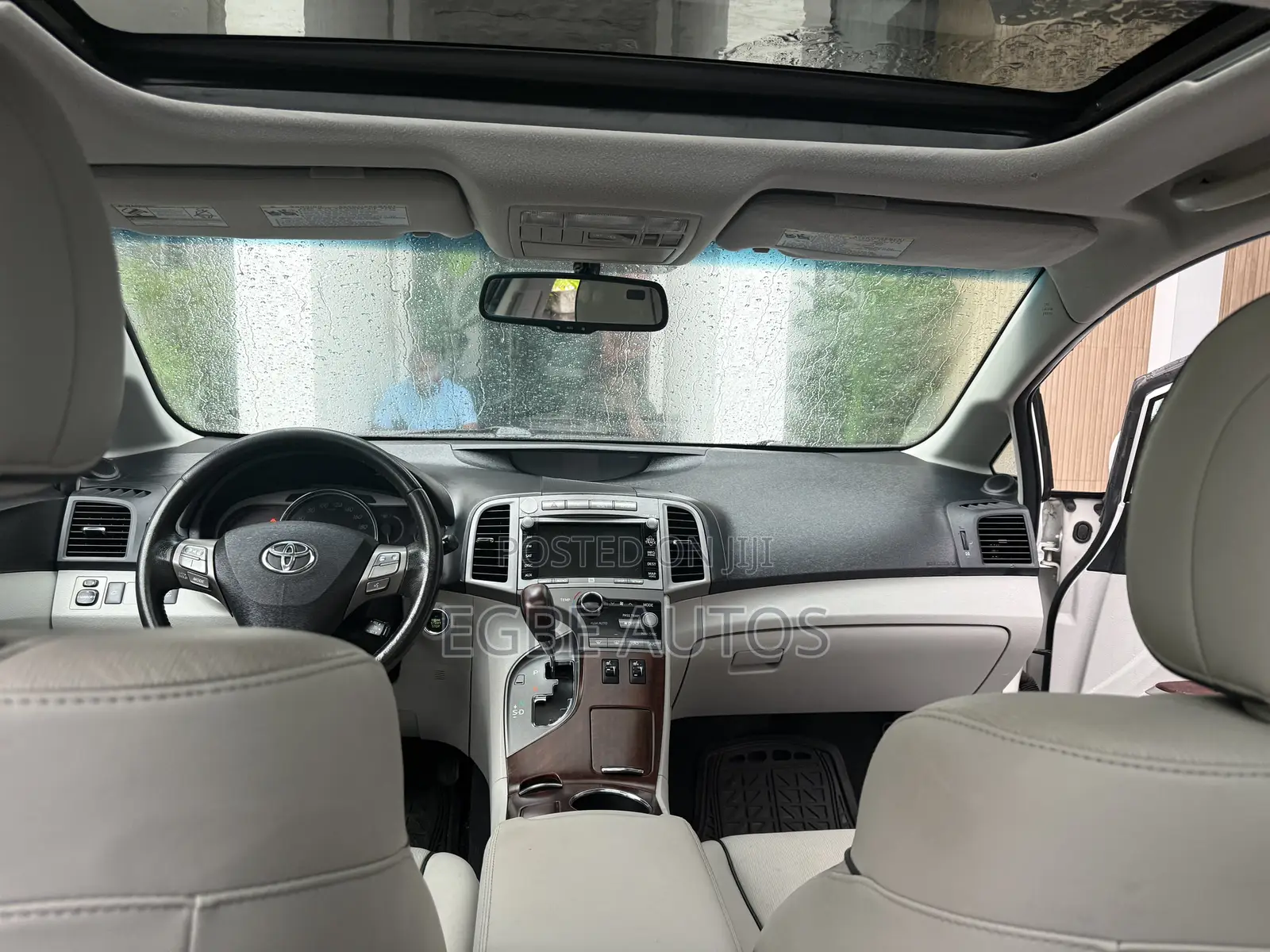 Toyota Venza V6 AWD 2010 White