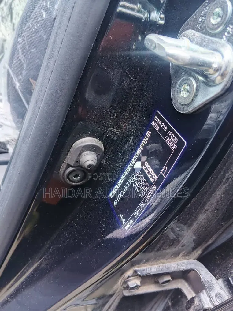 New Toyota Hilux 2025 Black