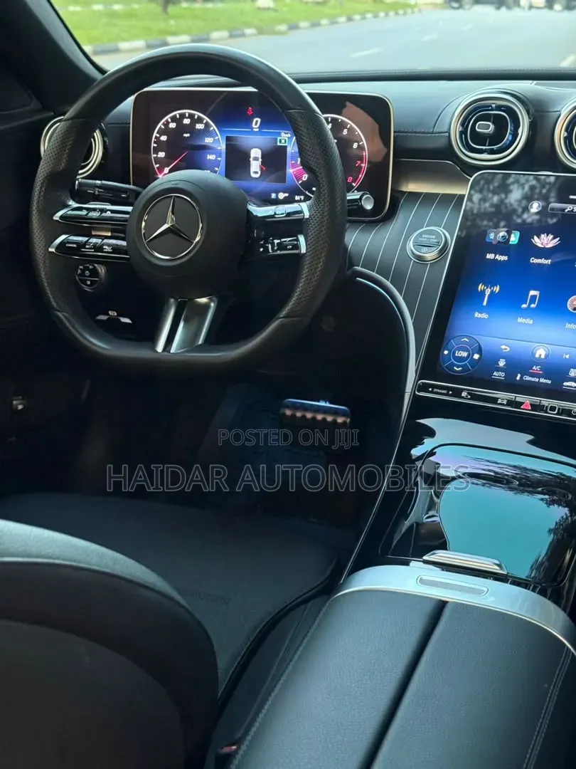 Mercedes-Benz C300 2022 Black