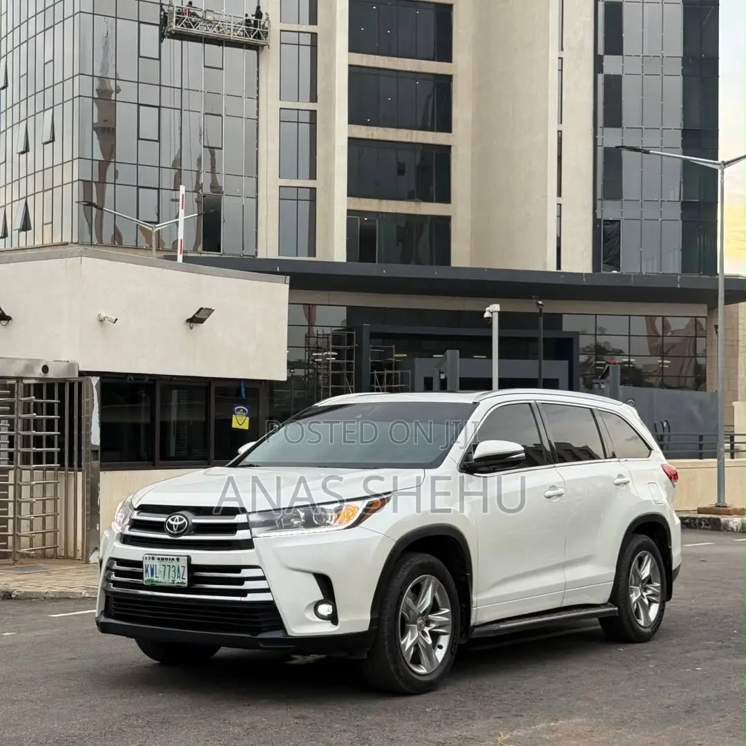 Toyota Highlander Limited 4dr SUV AWD (3.5L 6cyl 6A) 2014 White