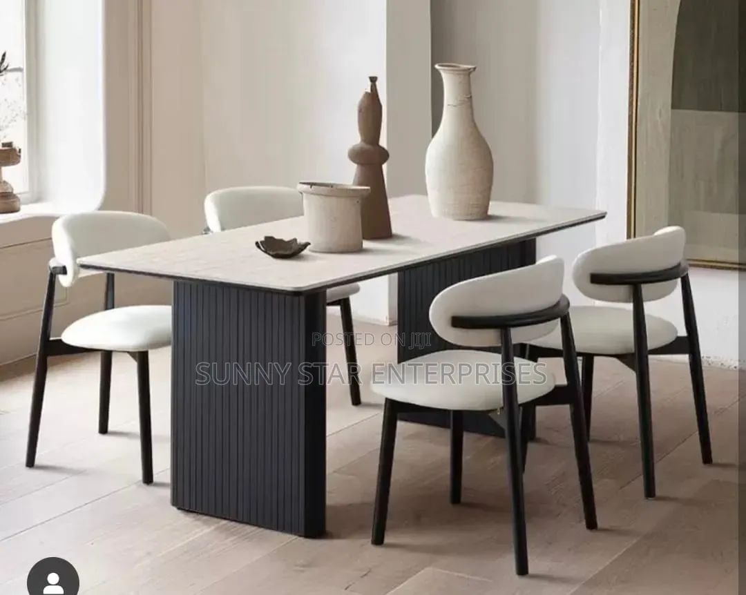 Premium Quality Luxury Dinning Table
