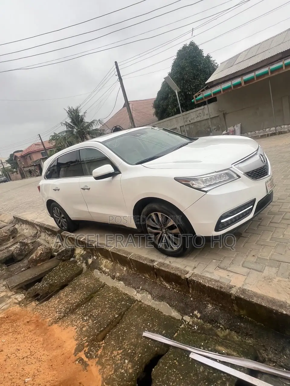 Acura MDX SUV 4dr FWD (3.5L 6cyl 9A) 2016 White