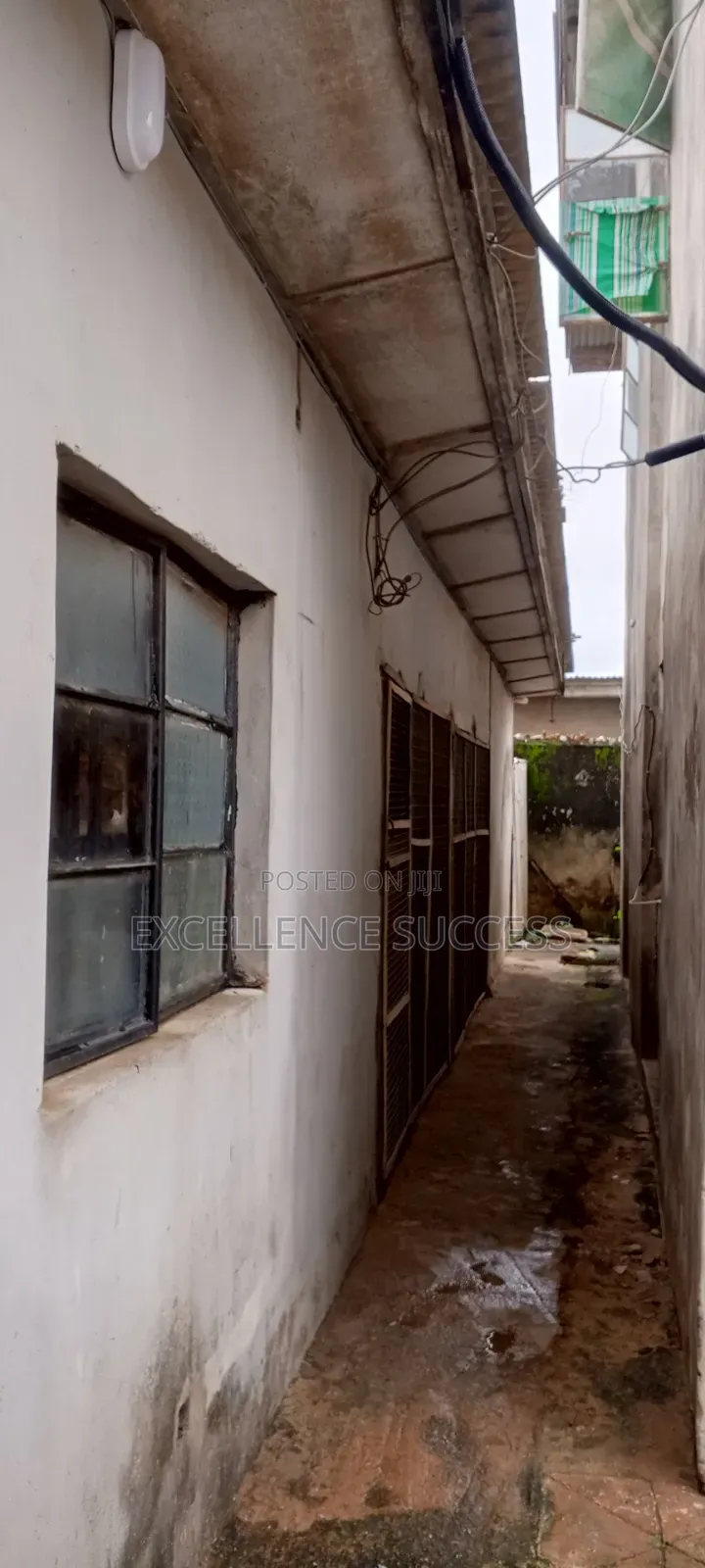 3bdrm Block of Flats in Excellence Success, Arida for sale