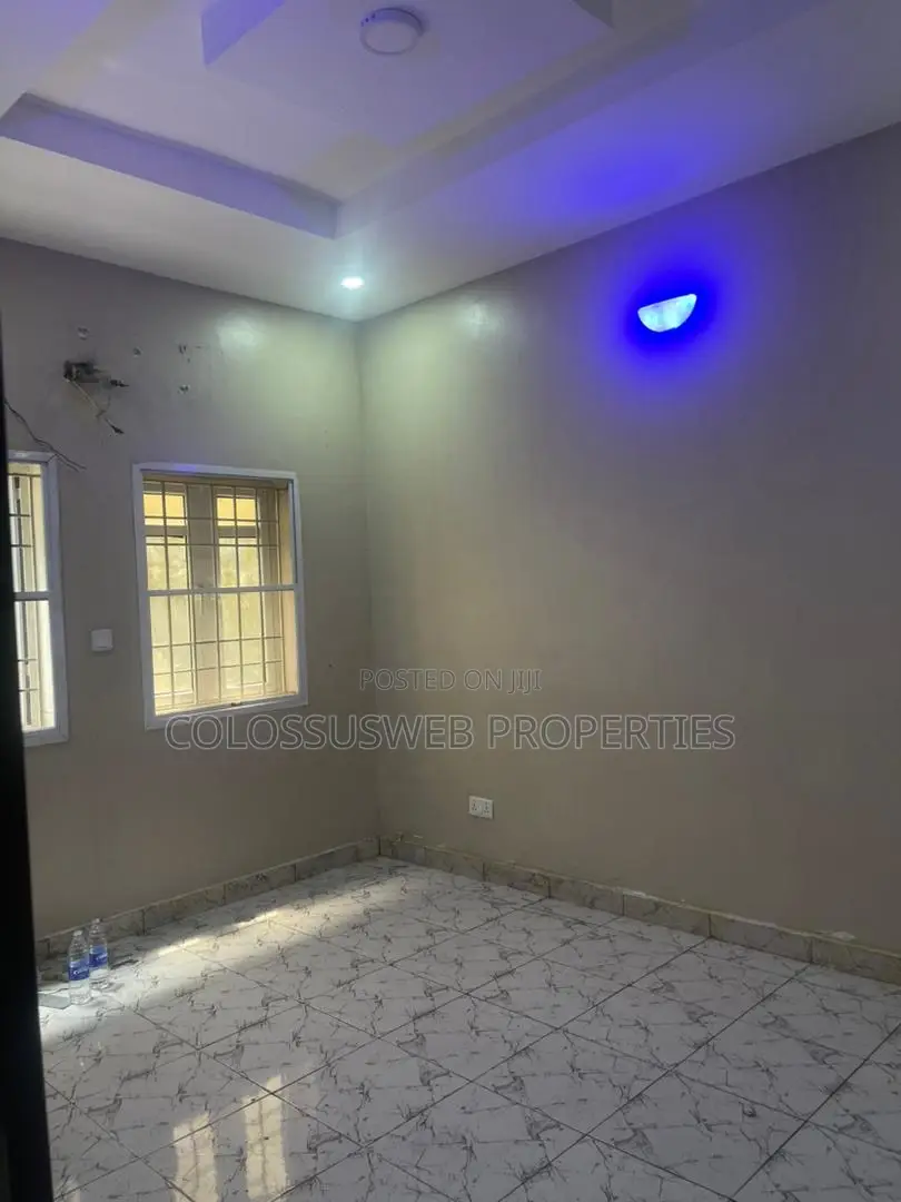 2bdrm Apartment in Lekki Osapa for rent