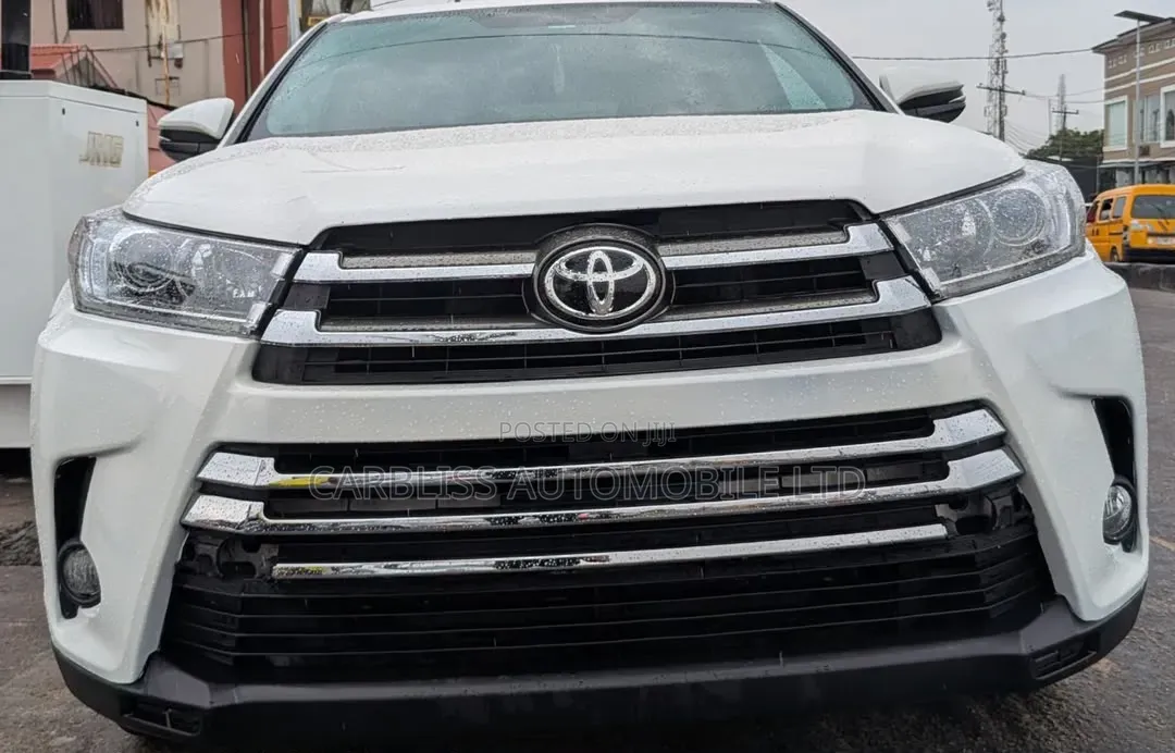 Toyota Highlander 2017 Off white