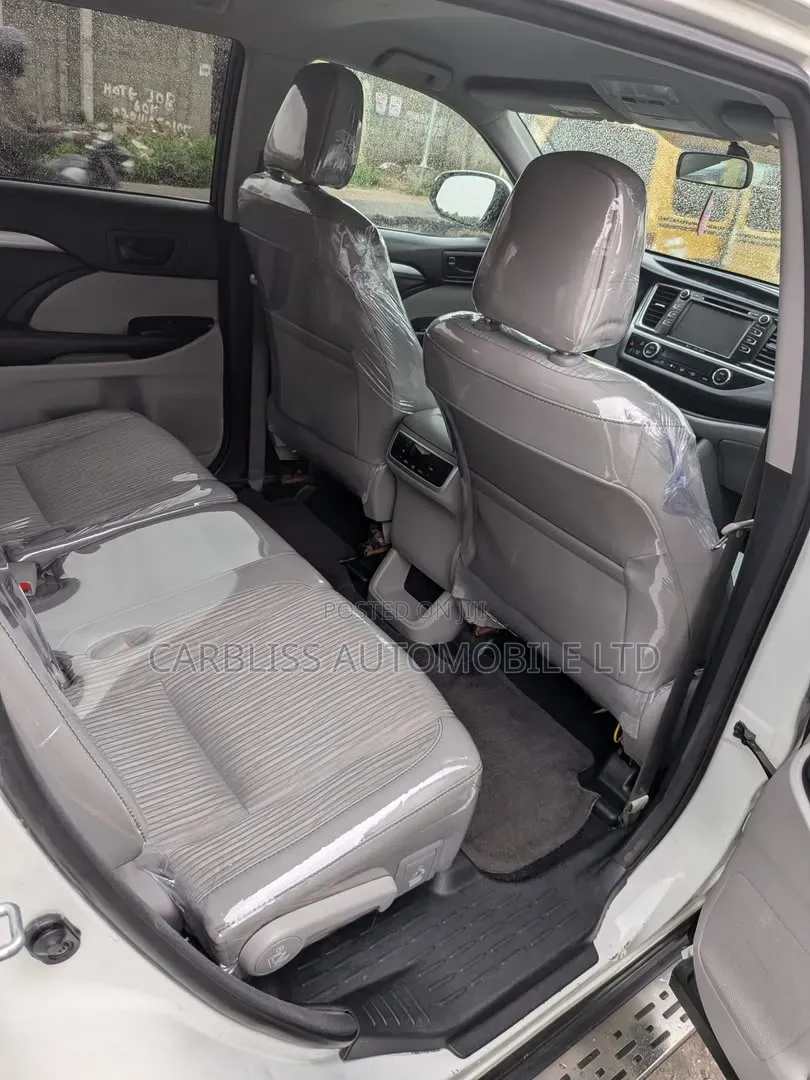 Toyota Highlander 2017 Off white