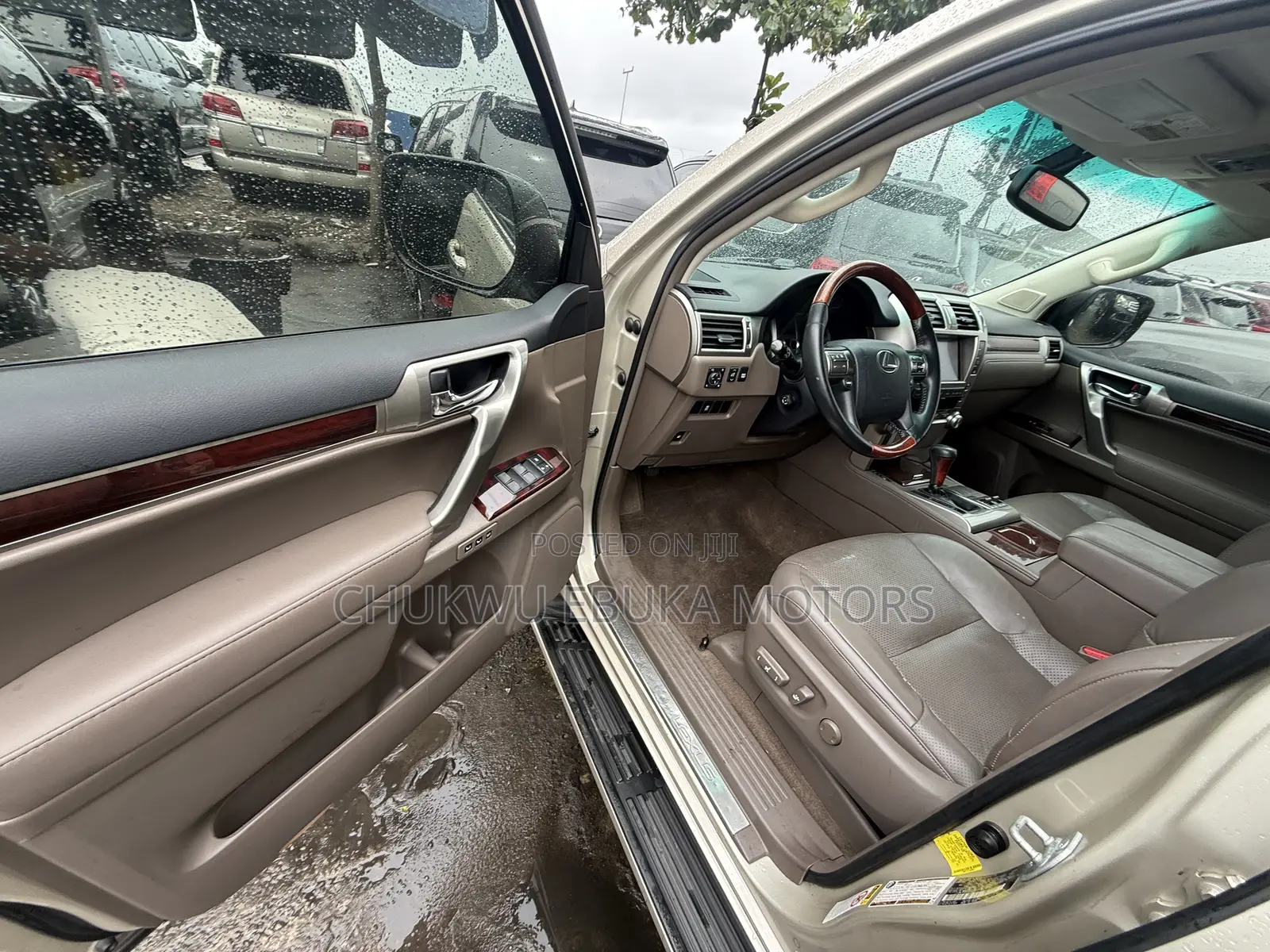 Lexus GX 460 2012 Gold