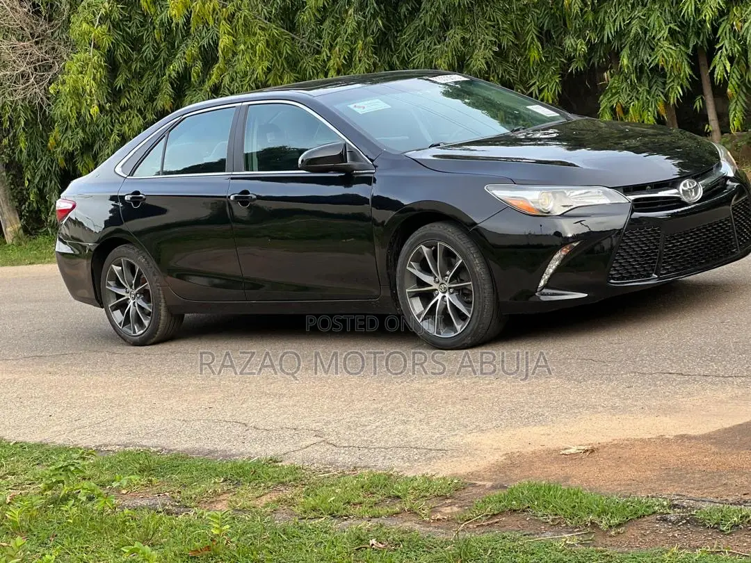 Toyota Camry XSE 4dr Sedan (2.5l 4cyl 6A) 2016 Black
