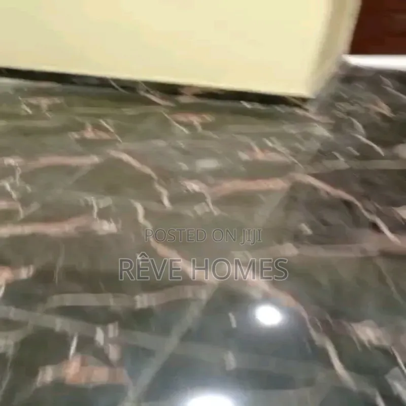 2bdrm Block of Flats in Ebute Metta for rent