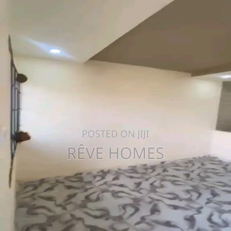 Studio Apartment in Bariga / Shomolu for rent