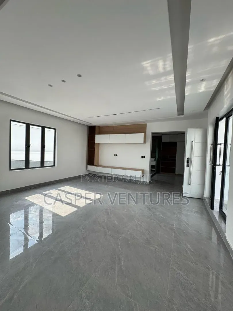 5bdrm Duplex in Royal Garden Estate, VGC / Ajah for sale