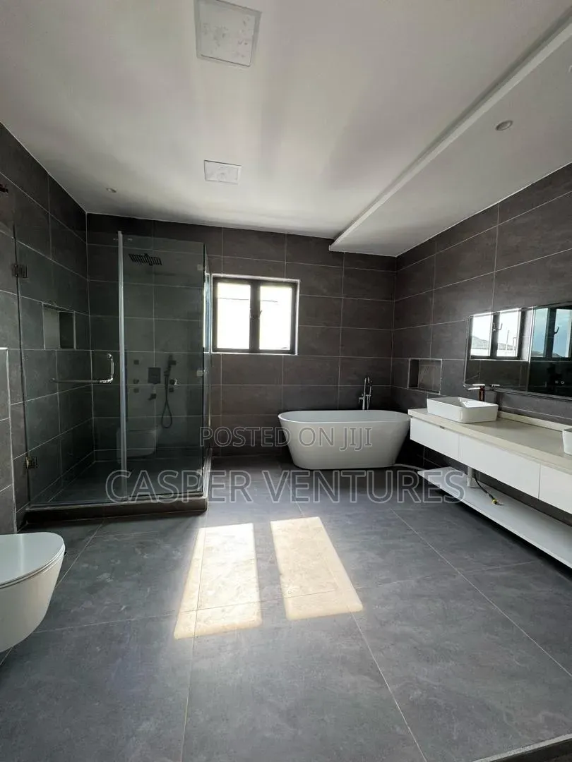 5bdrm Duplex in Royal Garden Estate, VGC / Ajah for sale