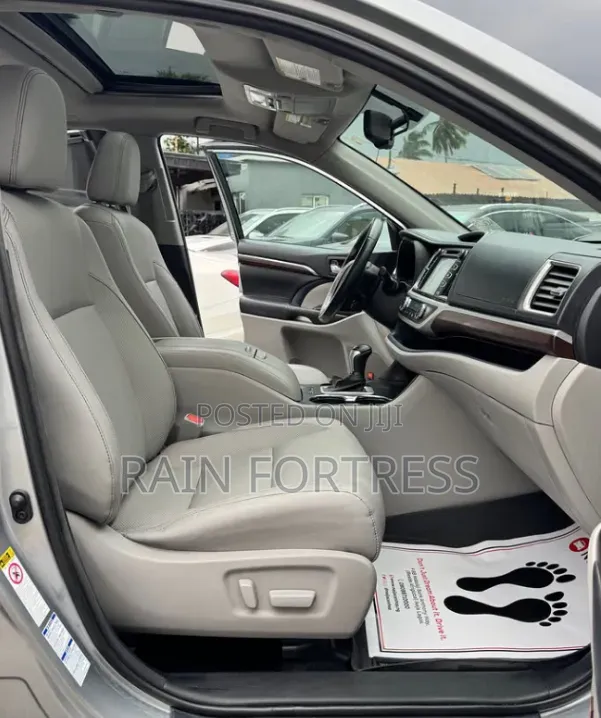 Toyota Highlander 2014 Silver