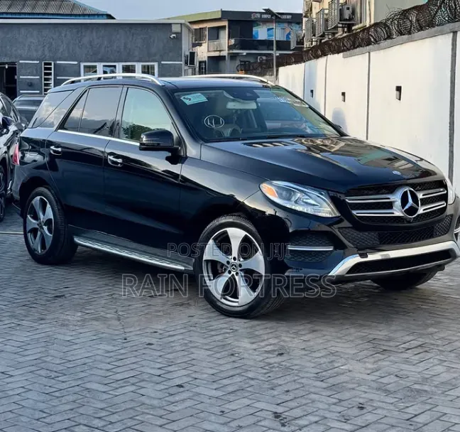 Mercedes-Benz GLE-Class 2017 Black
