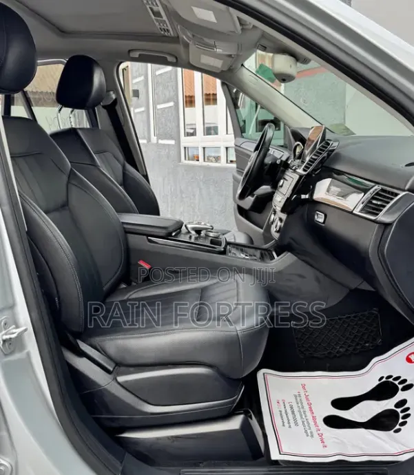 Mercedes-Benz GLE-Class 2016 Silver