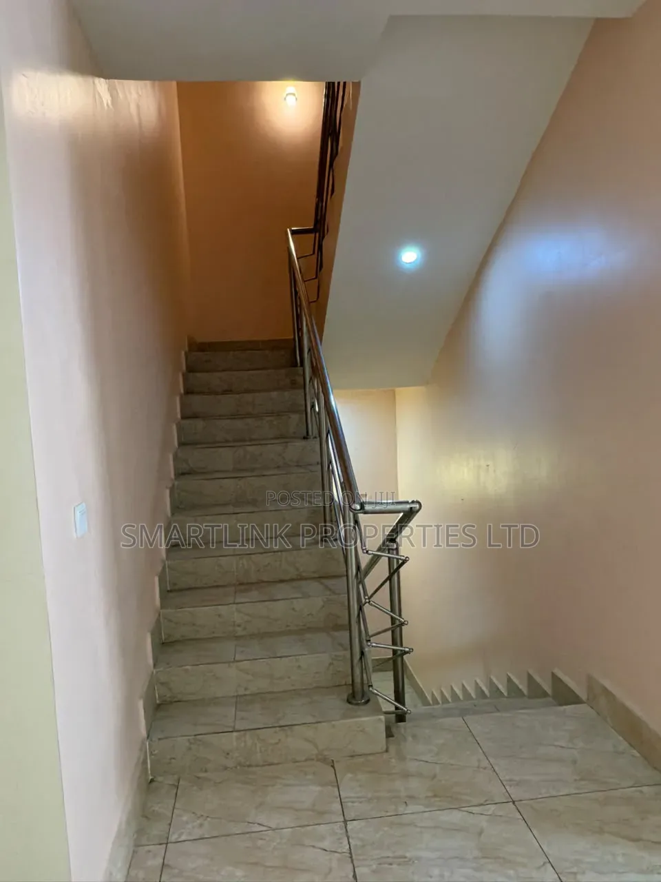 4bdrm Duplex in Guzape Main, Abuja for sale