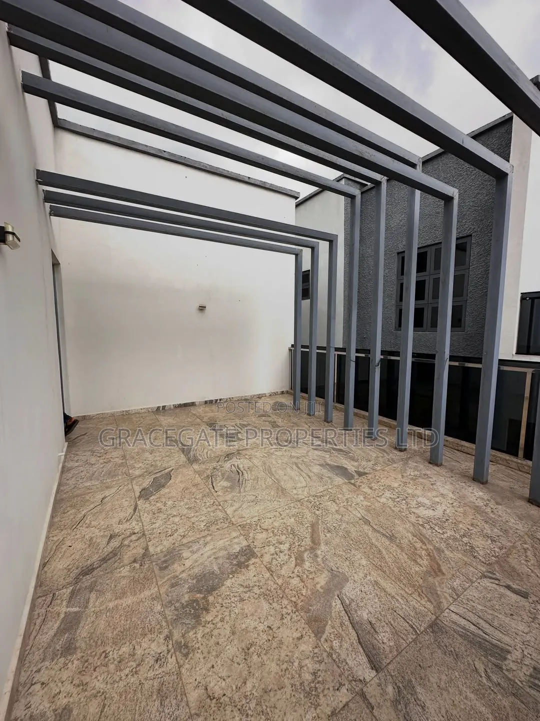 5bdrm Duplex in Asokoro Abuja for sale