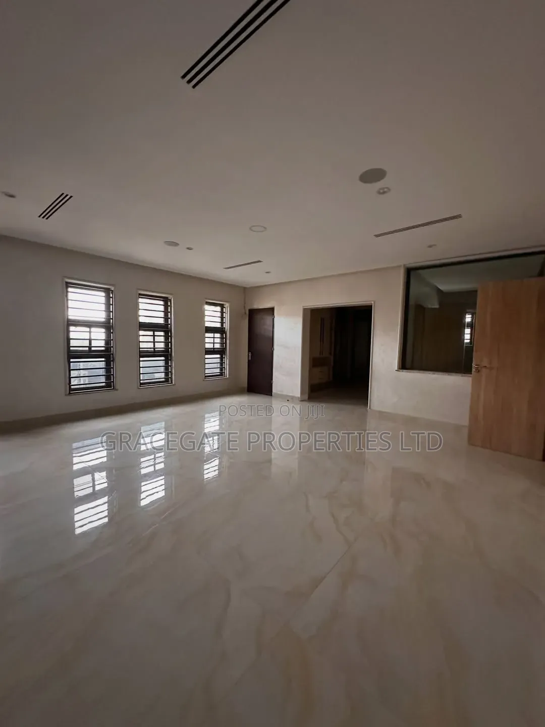 5bdrm Duplex in Asokoro Abuja for sale