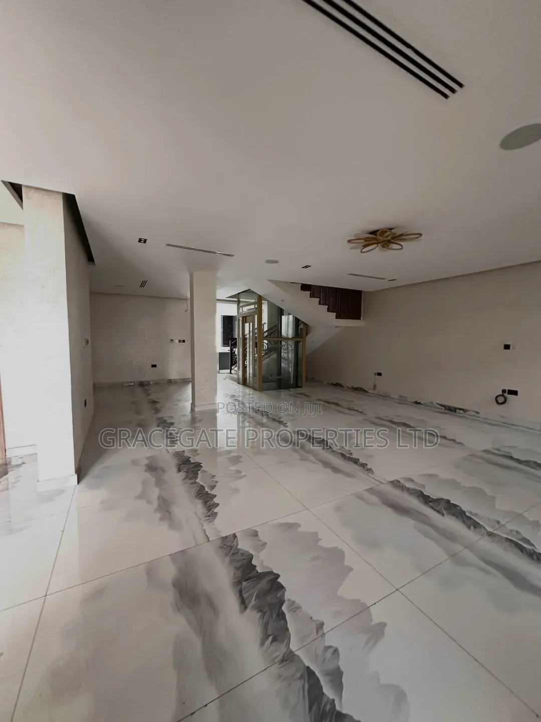5bdrm Duplex in Asokoro Abuja for sale