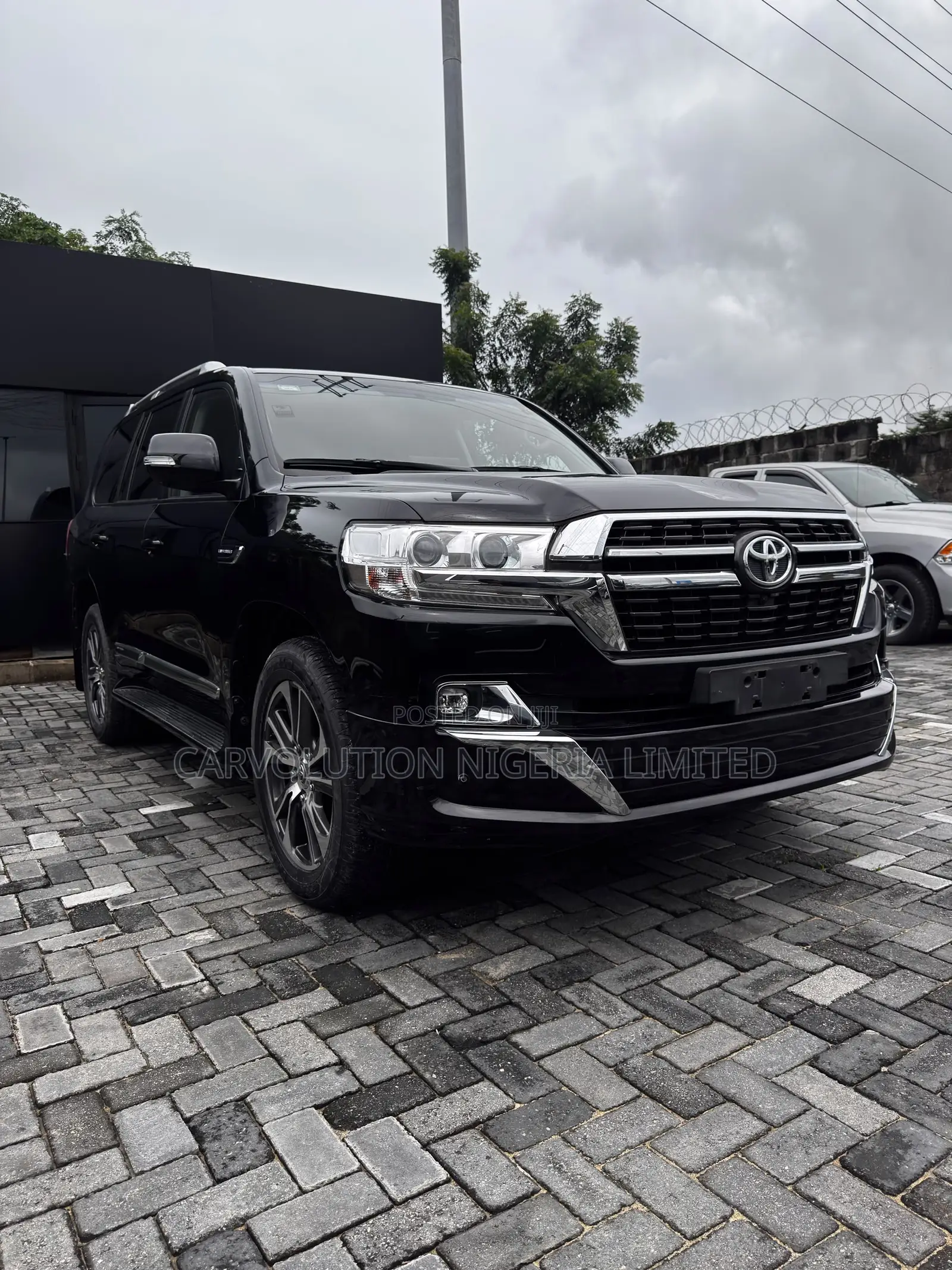 Toyota Land Cruiser 4.5 V8 VXR 2021 Black