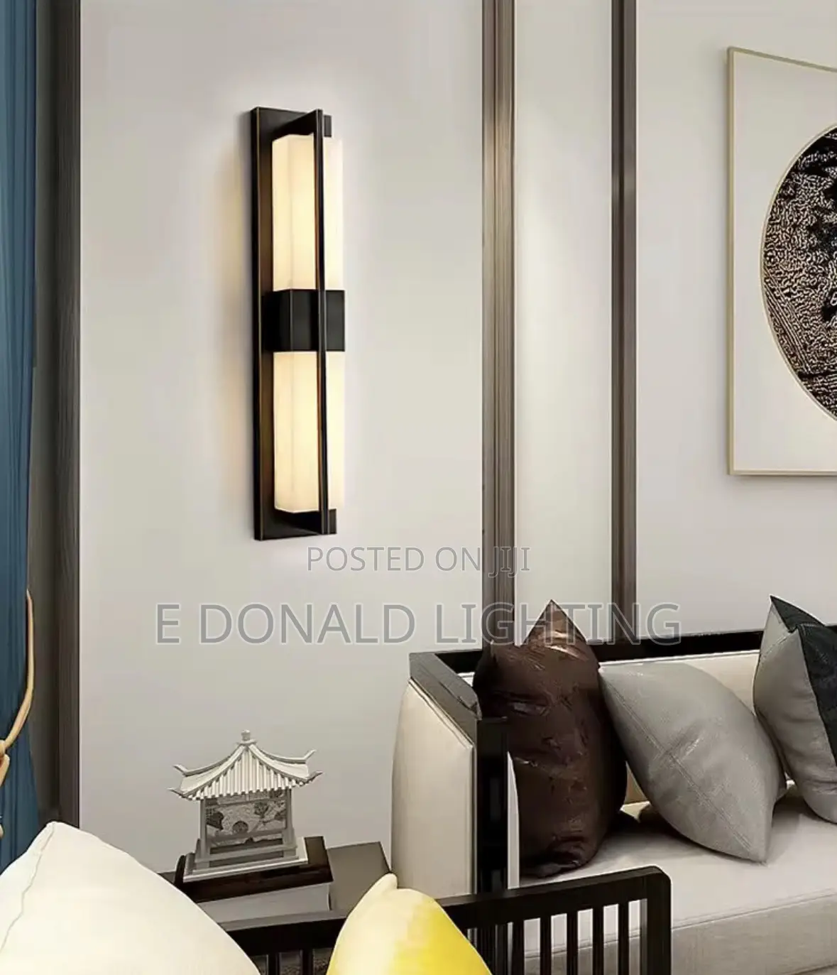 Solid Fashion Wall Bracket