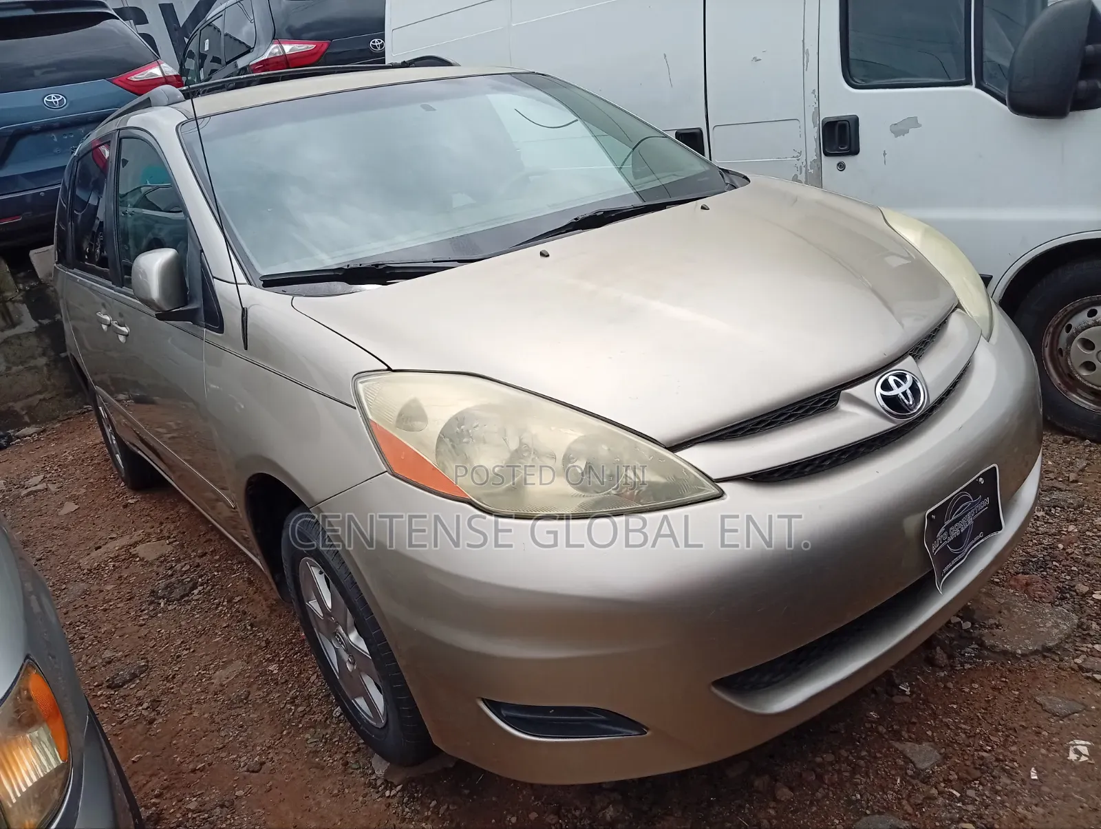 Toyota Sienna 2006 Gold