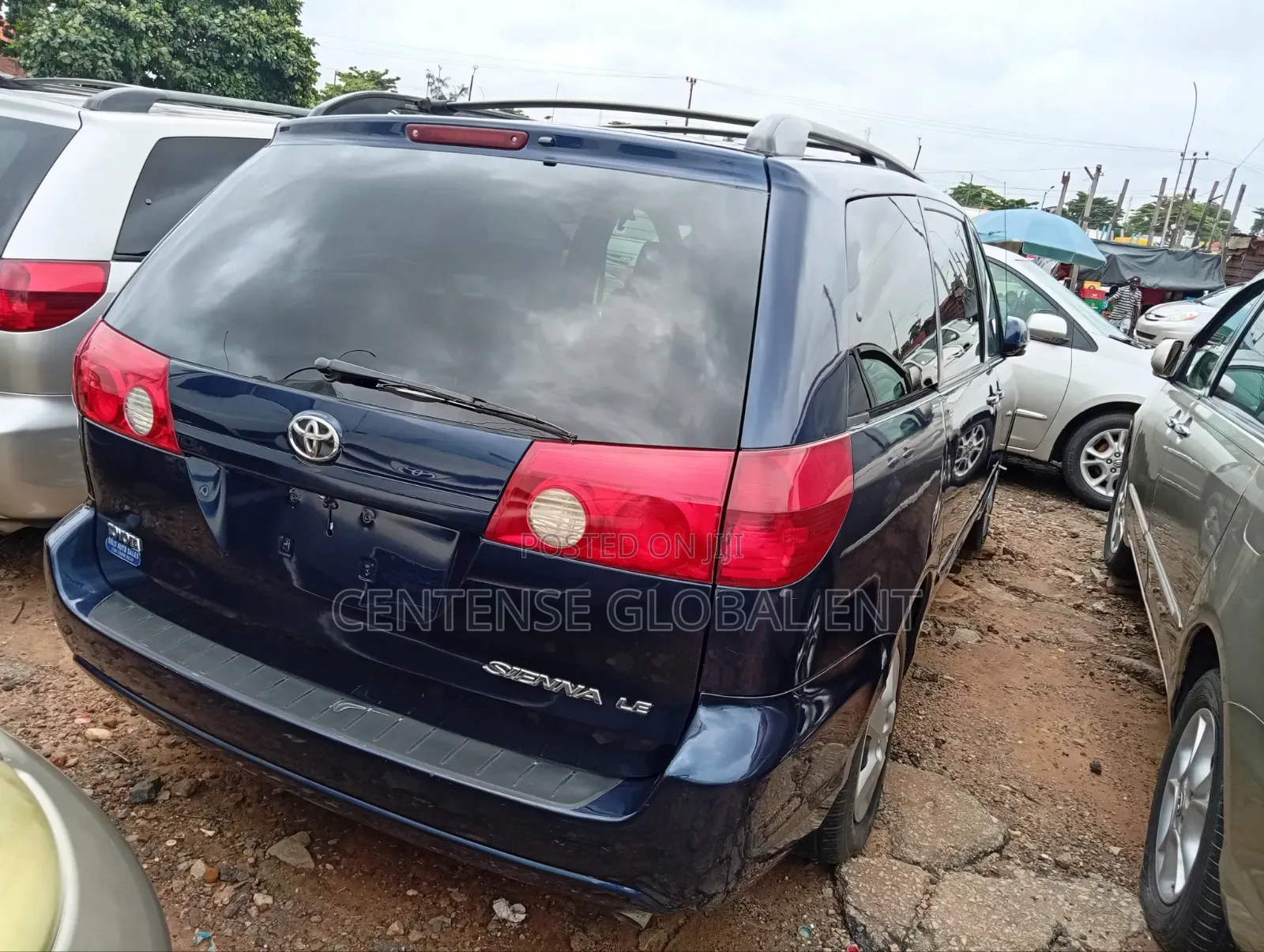 Toyota Sienna 2006 Blue