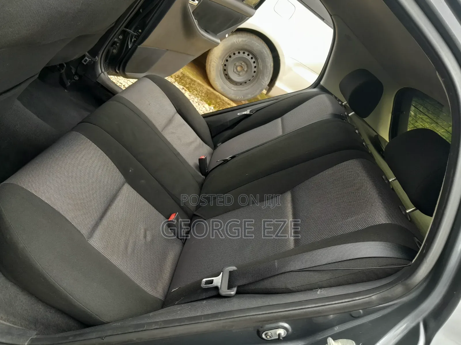 Toyota Corolla 2005 Gray