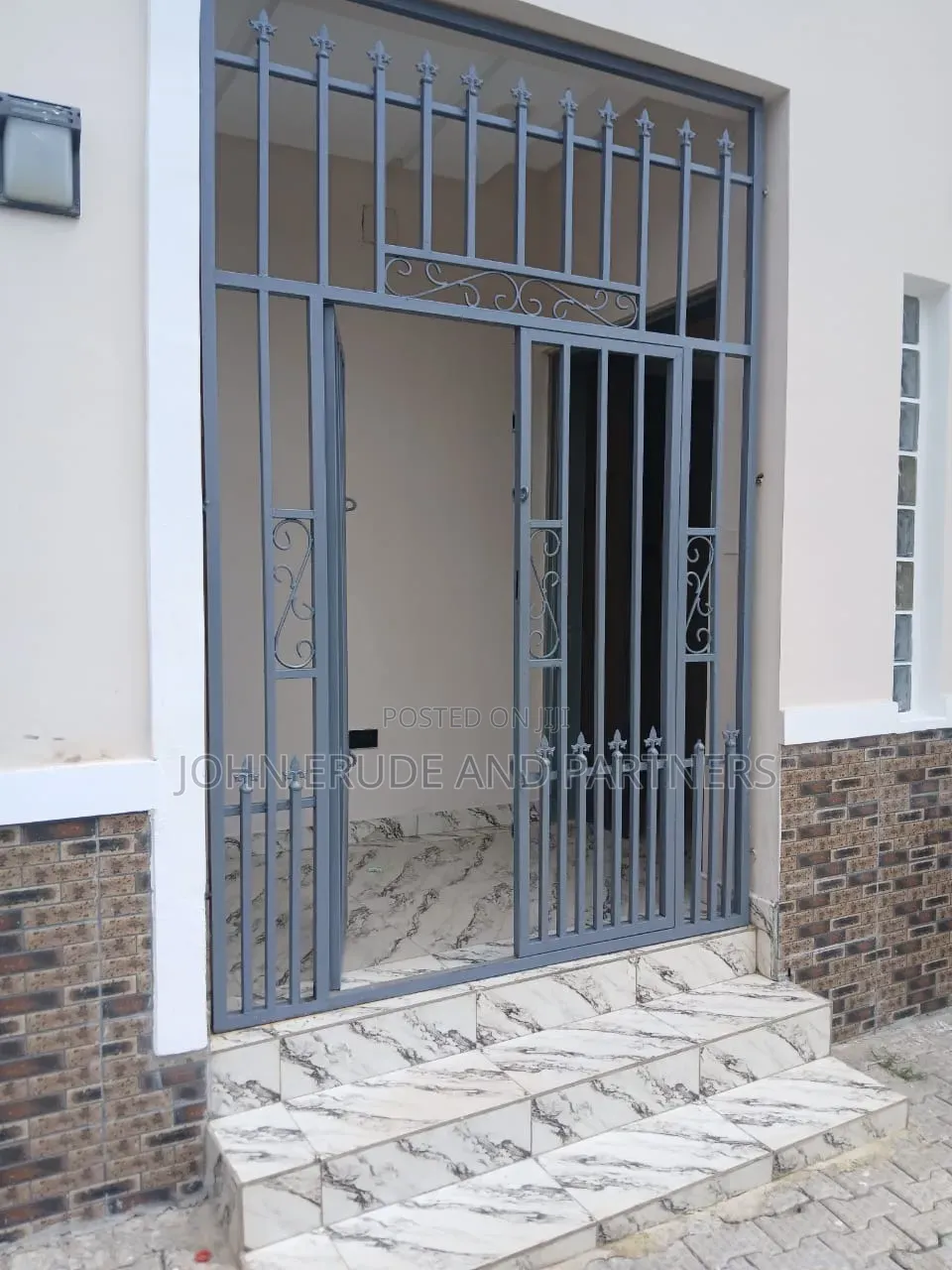 5bdrm Duplex in Ochacho Estate, Life Camp for rent