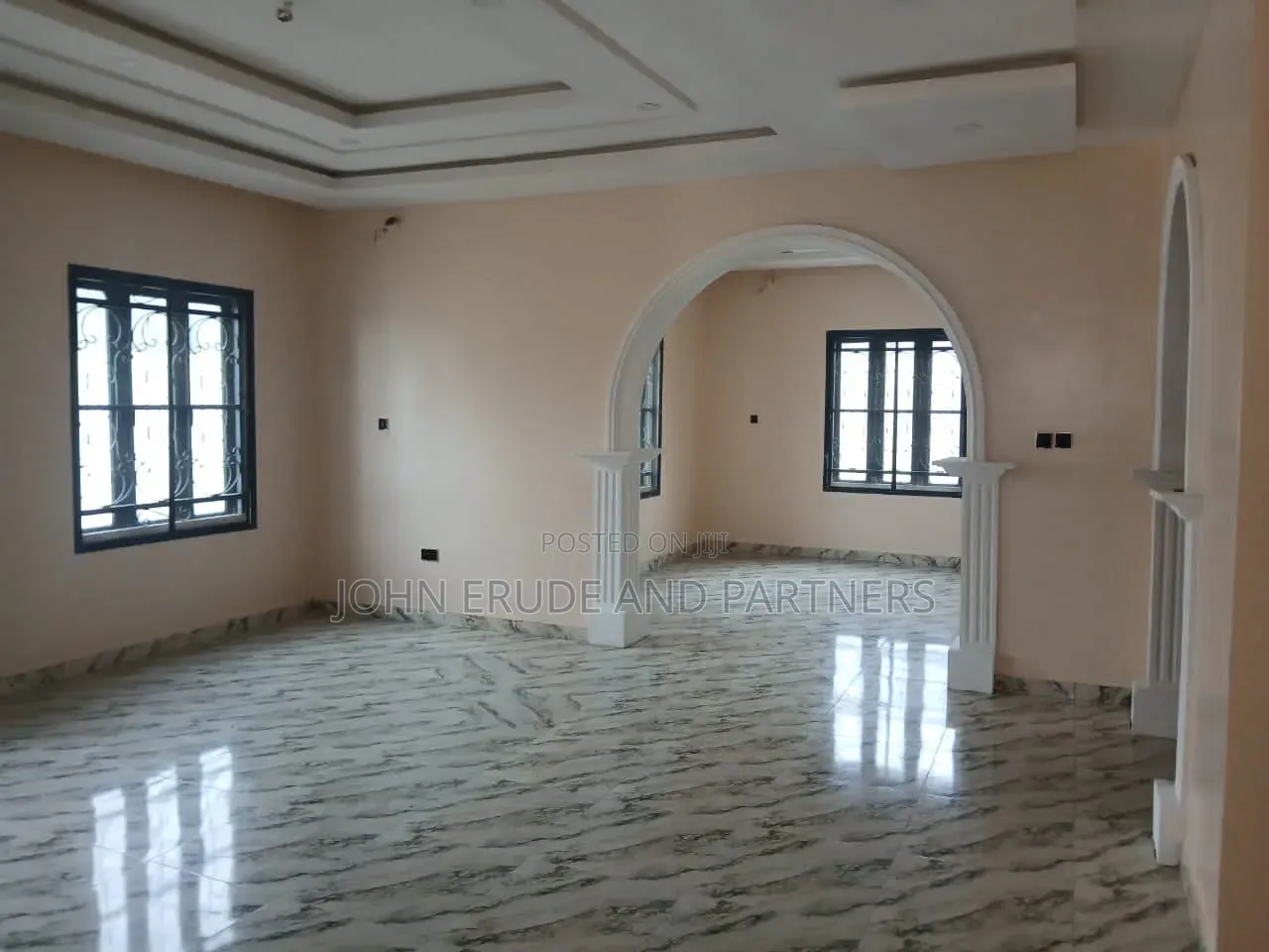 5bdrm Duplex in Ochacho Estate, Life Camp for rent