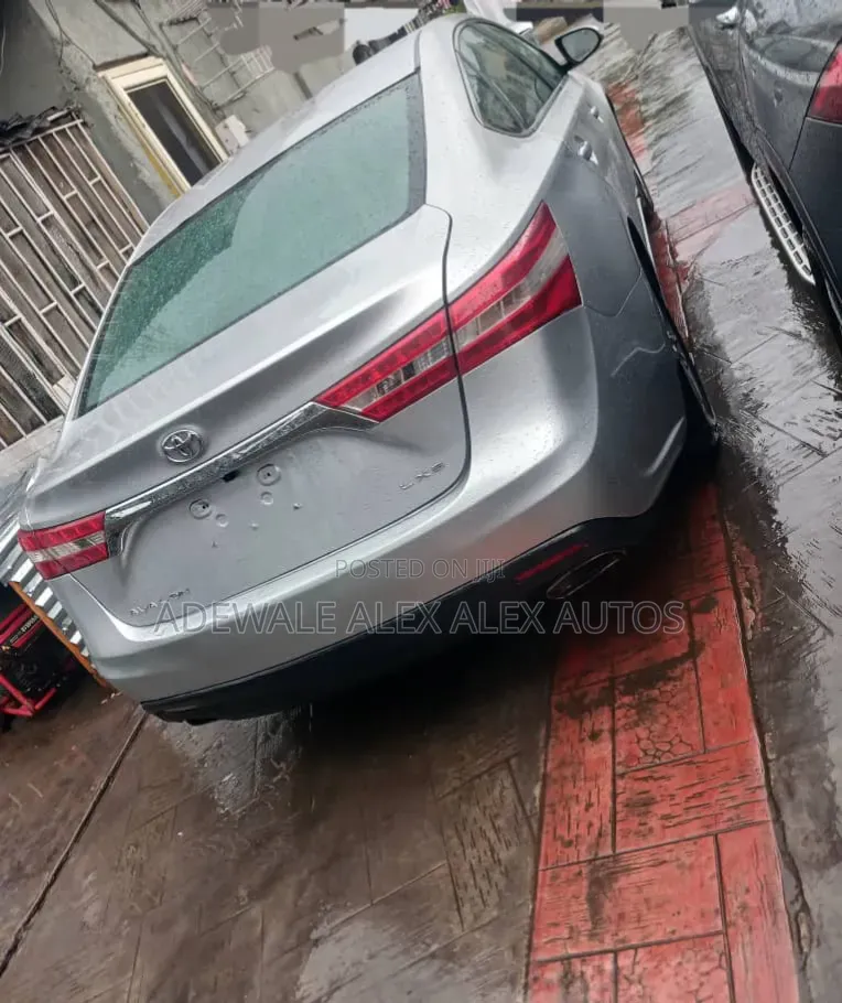 Toyota Avalon 2013 Silver
