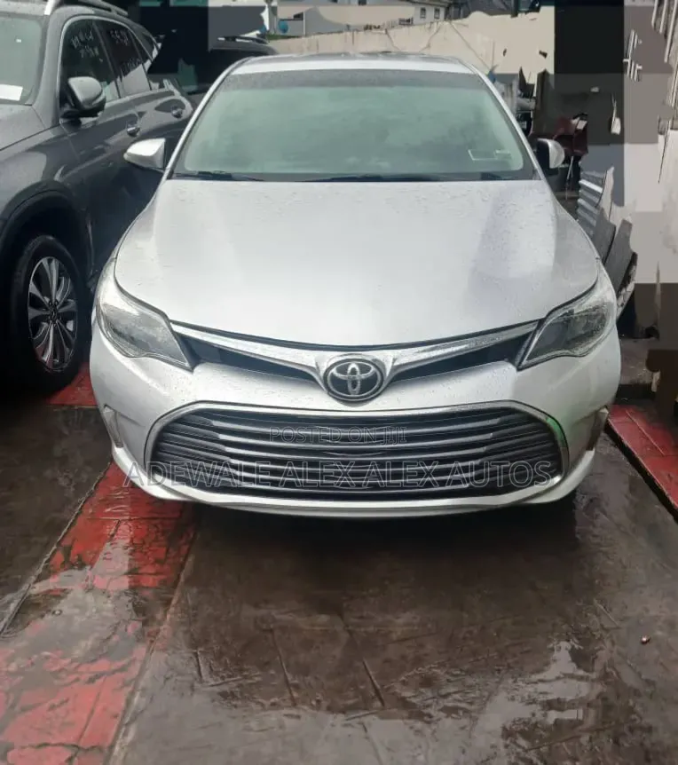 Toyota Avalon 2013 Silver