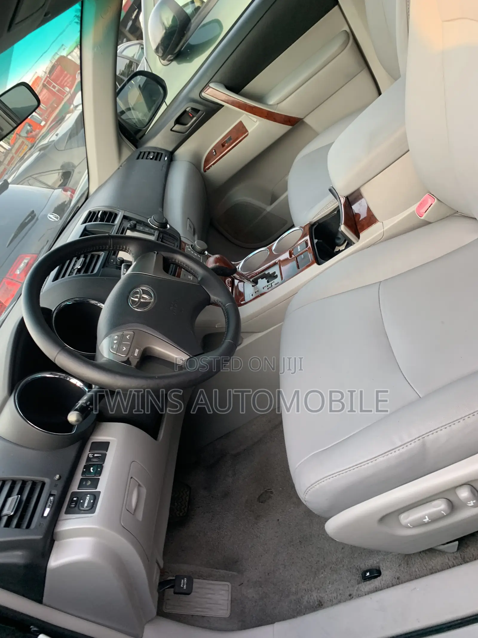Toyota Highlander Limited 2010 Gray