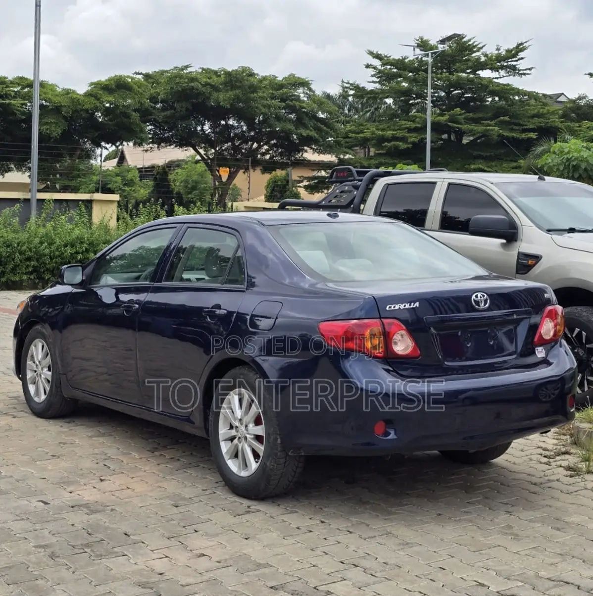 Toyota Corolla 2010 Blue