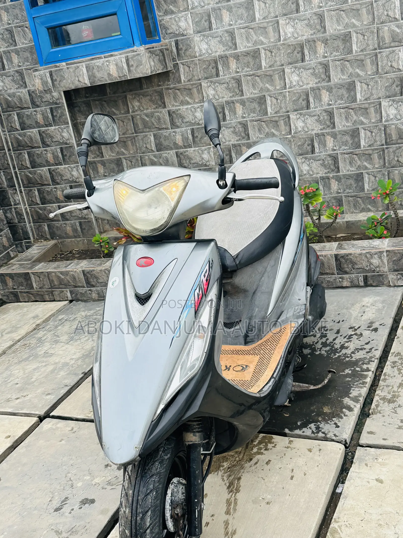 Kymco Agility 2012 Silver
