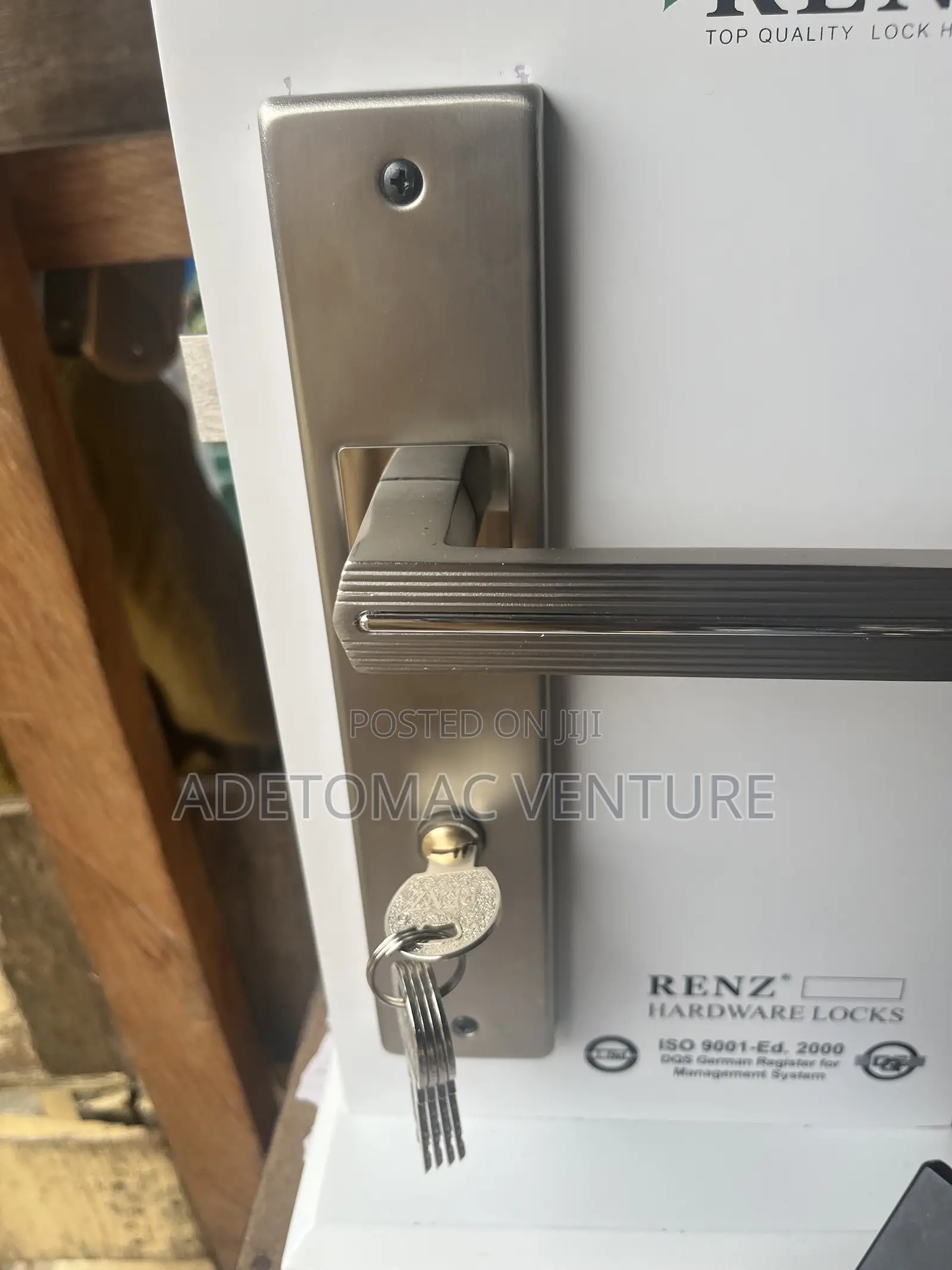 Door Lock Set and Handle