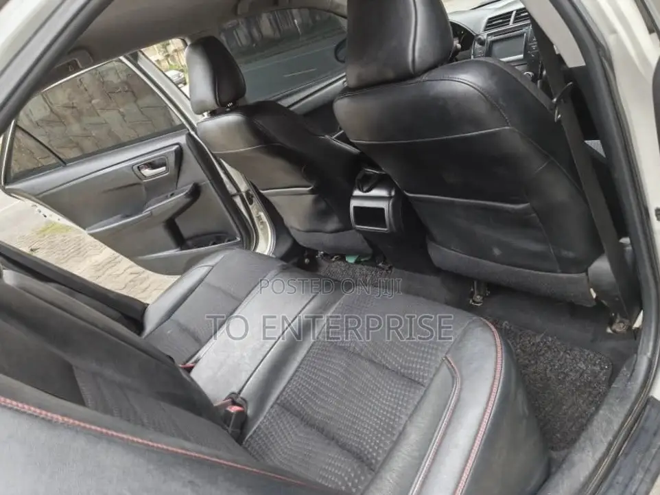 Toyota Camry 2016 White