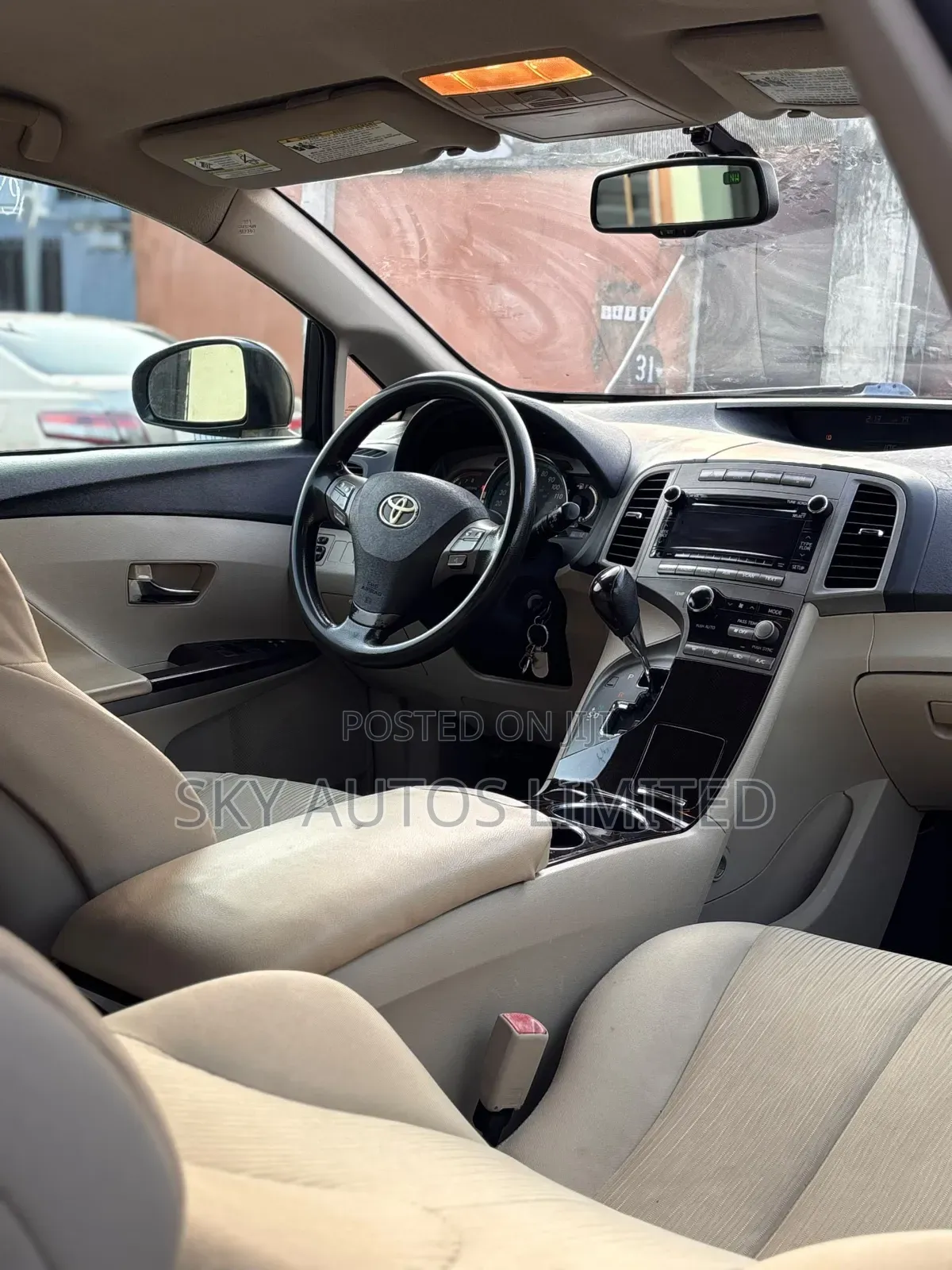 Toyota Venza 2011 Gold